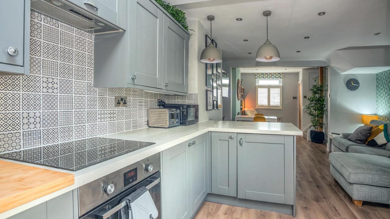Modern 3-Bed House On Tarporley High Street Villa Luaran gambar
